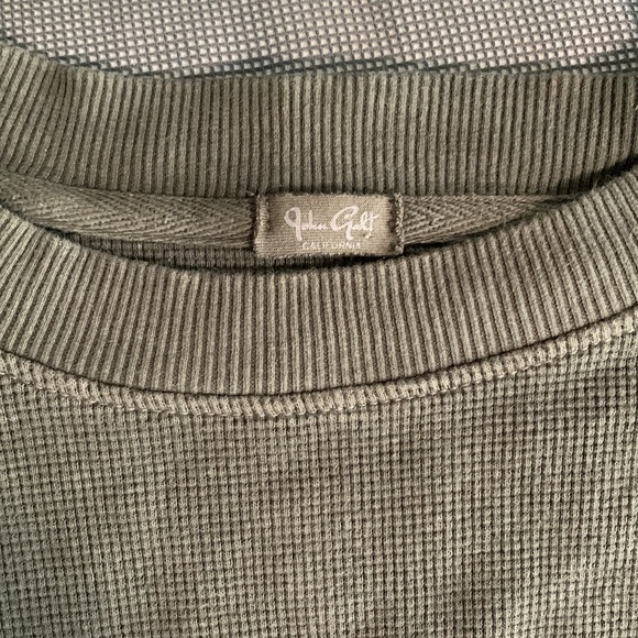 Brandy Melville Waffle Tee - Picture 2 of 4